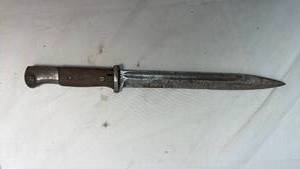 lot 188 image: Military Issue Bayonet