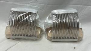 lot 236 image: Vegetable & Bread Slicing Guides (2-Piece Set)