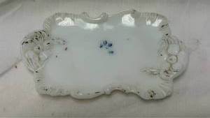lot 256 image: Milk Glass Decorative Tray with Floral Design