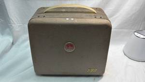 lot 307 image: Kodak Brownie 500 Movie Projector with Case