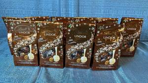 lot 2037 image: Lindt Lindor Snickerdoodle Limited Edition White Chocolate Truffles 10-Pack