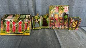 lot 2089 image: Wicked Musical Themed Chocolate and Candy Collection