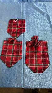 lot 3043 image: Pet Holiday Christmas Bandana Set Red Plaid, 1 SIZE LARGE, 2 SIZE SMALL