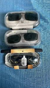 lot 3055 image: Haven Polarized Clip-On Sunglasses REC 15 52