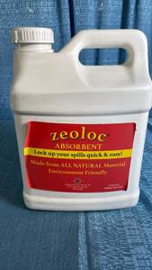 lot 3060 image: Zeoloc Natural Spill Absorbent 15 Pound Container