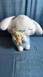 lot 8007 image: Cinnamoroll Sanrio Plush Toy with Small Bear Friend
