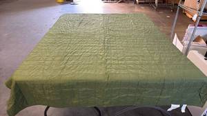 lot 8020 image: Pillowfort Box Stitch Microfiber Quilt Green