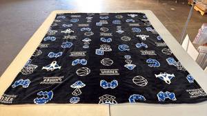 lot 8023 image: Gaming Icon Printed Plush Throw Blanket