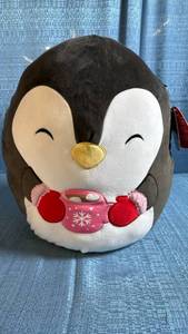 lot 8024 image: Squishmallow Luna Penguin Holiday Plush Toy