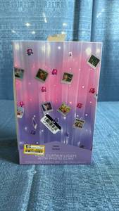 lot 8067 image: Teen Home Rose Curtain Lights with Photo Clips