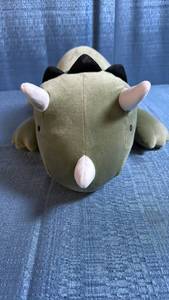 lot 8074 image: Pillowfort Brand 3lb Weighted Plush Dinosaur Stuffed Animal Toy in Green Color