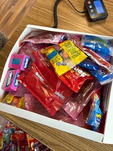 lot 5761 image: 3 pounds of candy