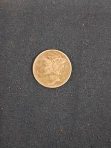 lot 52939 image: 1945 United States Mercury dime