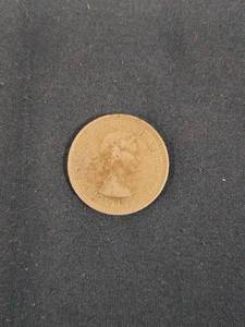 lot 52947 image: British halfpenny coin