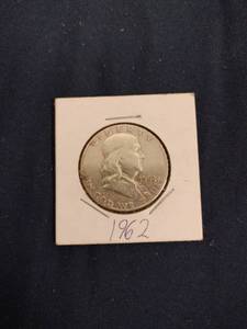 lot 52982 image: 1962 Benjamin Franklin silver half dollar