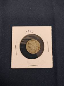 lot 59643 image: 1937 Mercury Dime