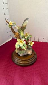 lot 1003 image: Lefton Hummingbird on stand
