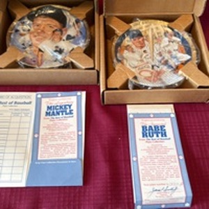 lot 1006 image: Collectible Mickey Mantle and Babe Ruth plates with COA