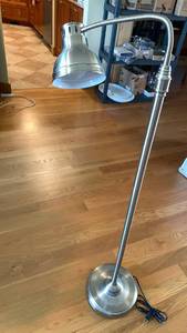 lot 1044 image: Chrome Adjustable Floor Lamp with Flexible Arm 5 ft tall