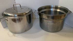 lot 1124 image: Stainless Steel Stock Pot with Steamer Insert and Lid