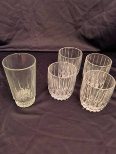 lot 1208 image: Crystal Glass Tumblers