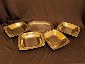 lot 1244 image: Stainless steel servers or hot plate inserts