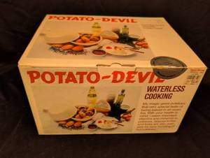 lot 1245 image: Potato-Devil Waterless Cooking Set appears new in box