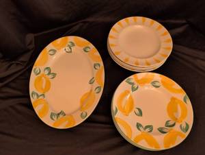lot 1271 image: Hand painted Village Pottery Hungry plates and server