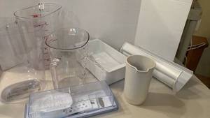 lot 1302 image: Plastic pitchers, vegetable slicer, egg tray and 2 liter bottle tray for refrigerator