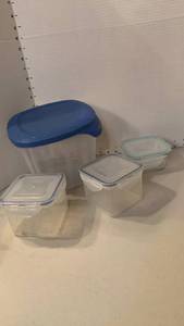 lot 1306 image: Food Storage Container Set with Airtight Lids