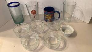 lot 1307 image: Glass ramakins, glasses and coffee mug
