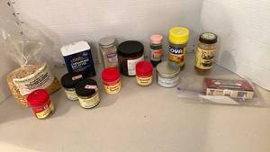 lot 1322 image: Mostly spices