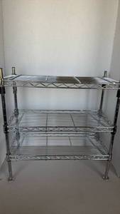 lot 1414 image: 3 tier metal shelf 18.5x17x7