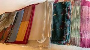 lot 1511 image: Place mats