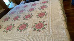 lot 1556 image: Handmade Cross Stitch Rose Pattern Quilt 95X93
