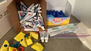 lot 1567 image: Dental supplies
