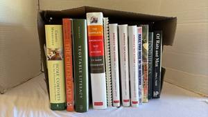 lot 3006 image: Mostly Cookbook Collection