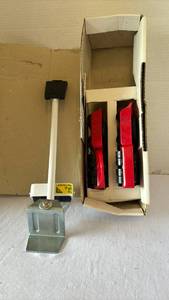 lot 3111 image: Laren Lifter Furniture moving kit