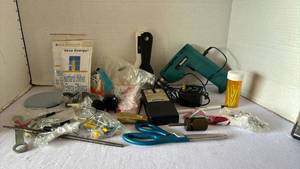 lot 3116 image: Makita drill, stud sensor, and miscellaneous garage items