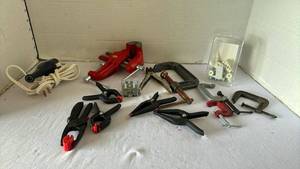lot 3126 image: Clamp variety, electric pencil engraver and more