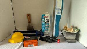 lot 3127 image: Painting supplies, sanding blocks, drywall screws and more