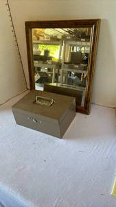 lot 3242 image: Cash box with keys and a mirror