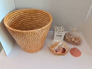 lot 3308 image: Handwoven Natural Fiber Basket with Seashells and Holiday Candle