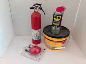 lot 3325 image: Mixed Lot Tools and Household Items