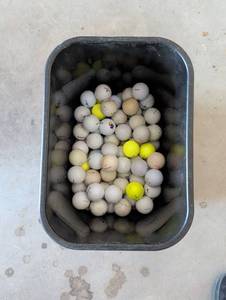 lot 3410 image: Used Golf Balls