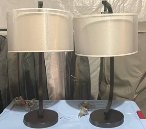 lot 52041 image: Modern Table Lamps with Shade Set - Retail $75