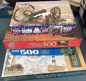 lot 52053 image: 500 Piece Jigsaw Puzzle Collection Set - Retail $15