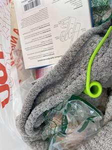 lot 411381 image: 15 Item Mystery Bag (misc. makeup, phone accessories, electronics, toys, stuffed animals, keychains, household items, etc.)