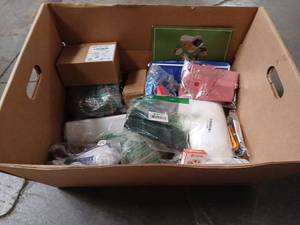 lot 62067 image: Mystery box