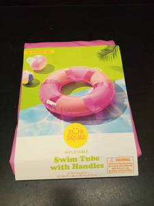 lot 1150 image: Sun Squad 36 Inch Inflatable Swim Tube with Handles - Retail $16